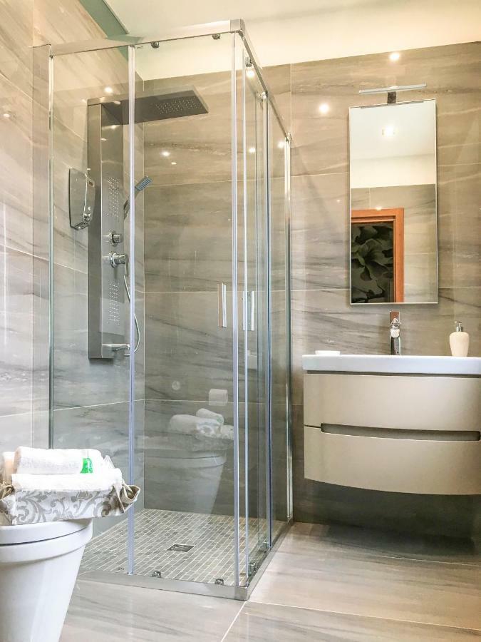 Il Cortile Bed and Breakfast Bra Buitenkant foto